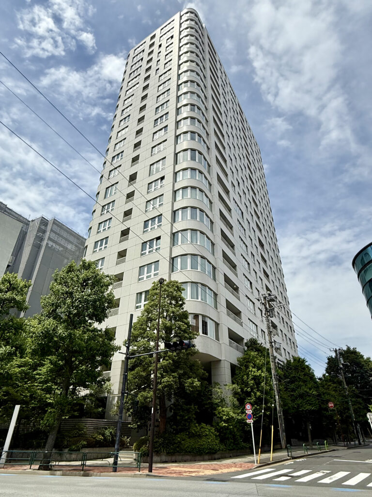 青山ザ・タワー　外観