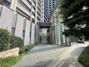 SKYZ TOWER&GARDEN 外観・エントランスアプローチ