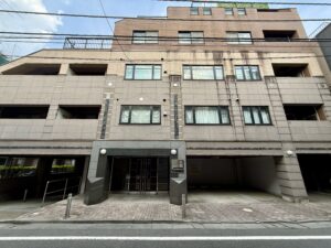 トゥールロワイヤル神宮前の写真 1