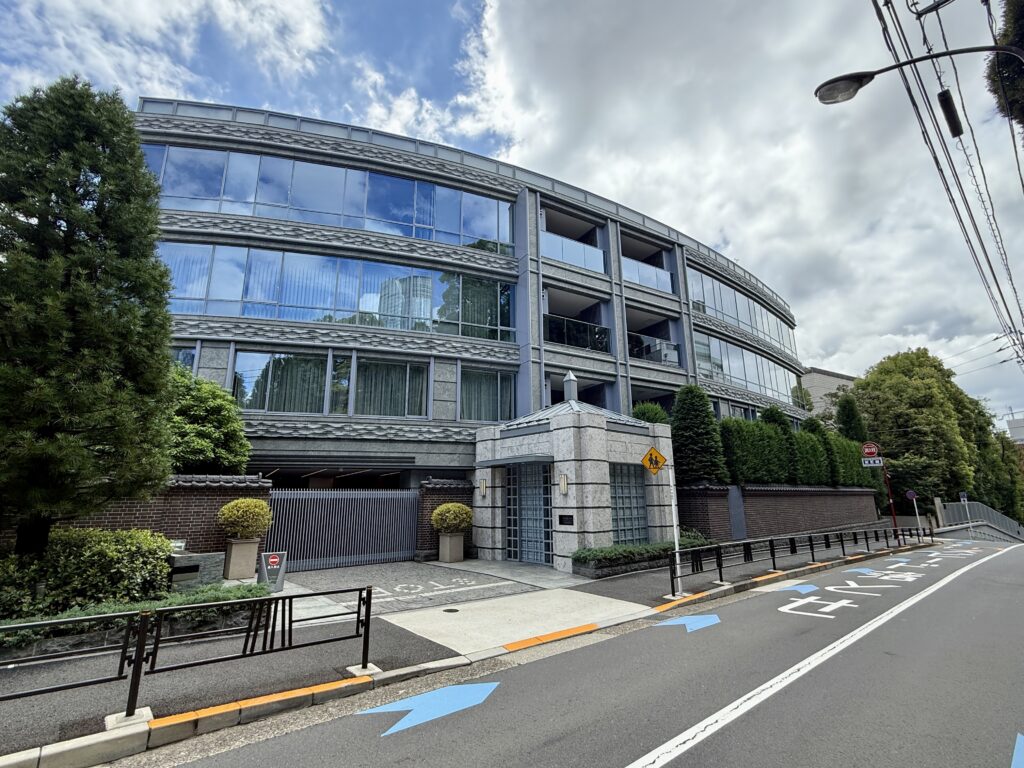 パークマンション鳥居坂の写真 1