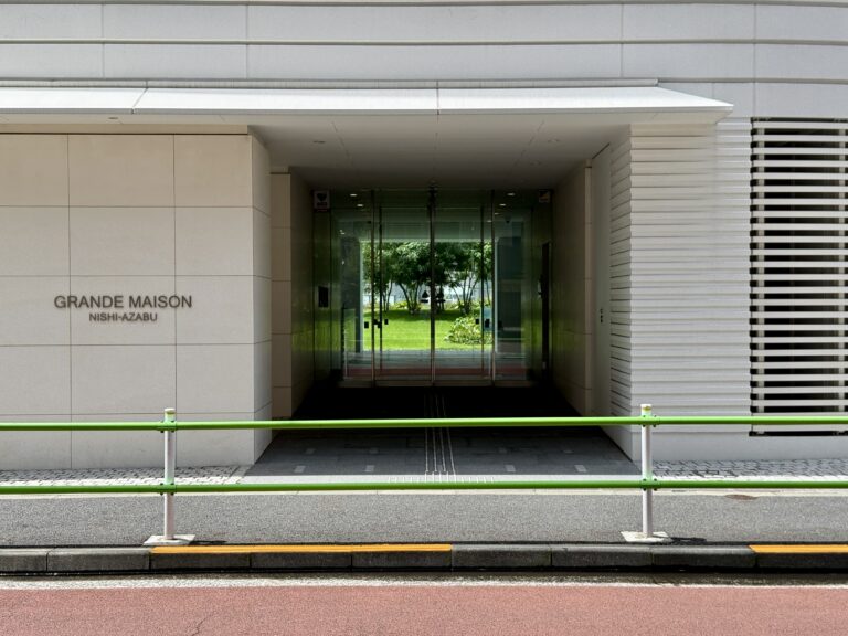 グランドメゾン西麻布の写真 2