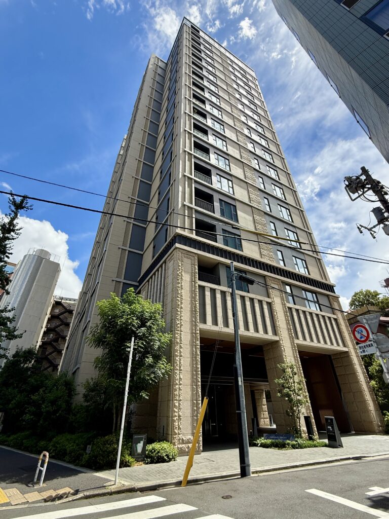 グランドヒルズ南青山の写真 1
