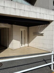 オープンレジデンシア六本木美術館前の写真 2