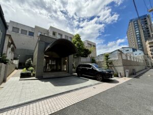 南青山高樹町パークマンションの写真 3